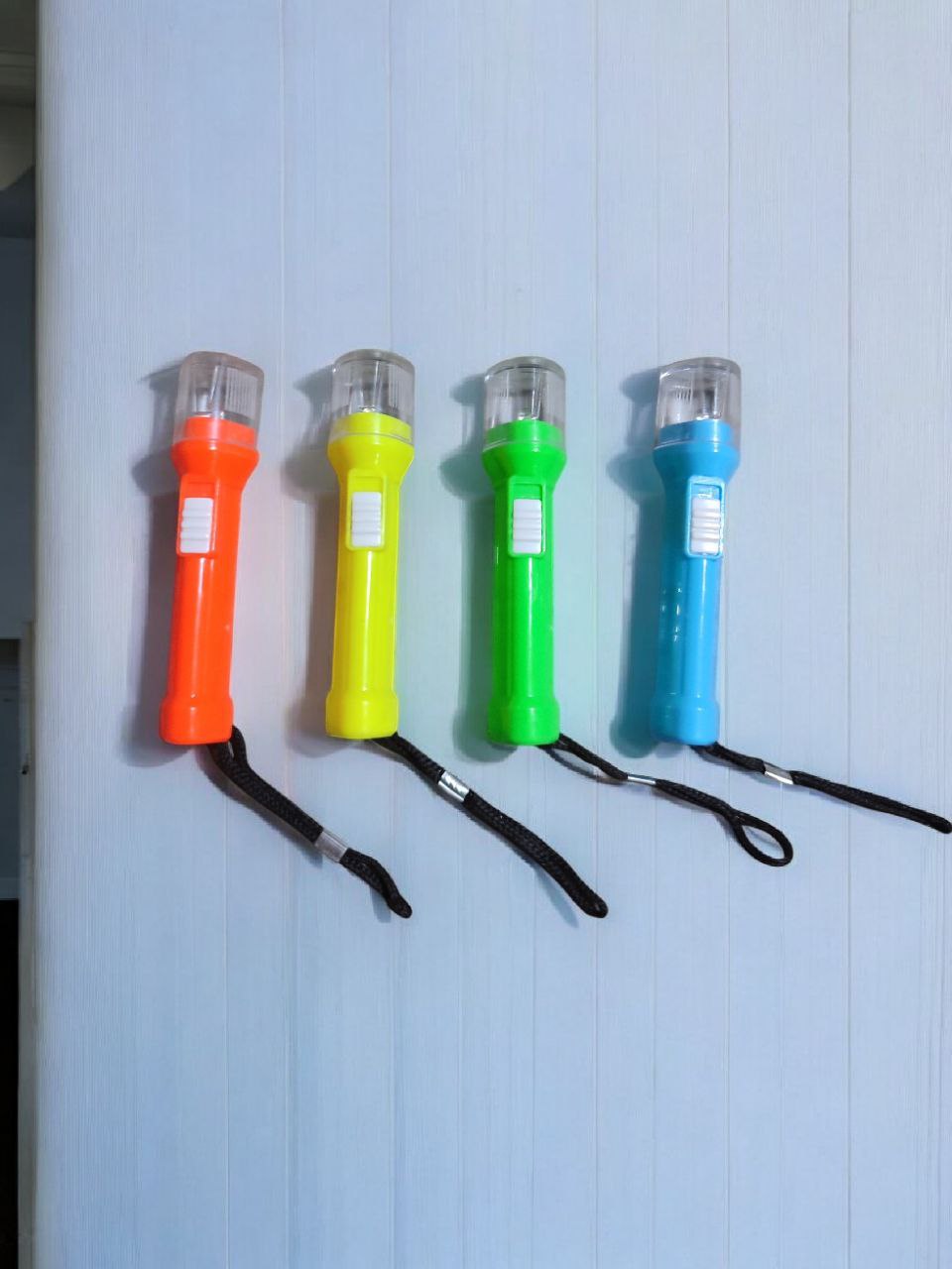 چراغ قوه باتری خور کوچک