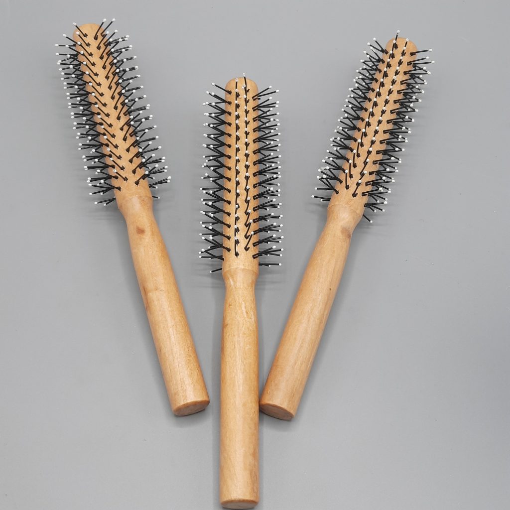 برس گرد چوبی
